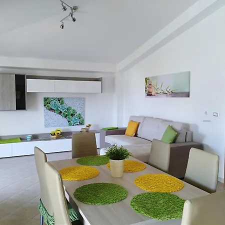 Eleonora Apartment Palmi